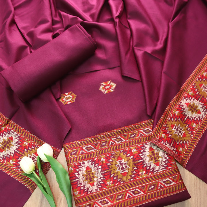 कृति Mahogany Wine Kullu Thread Weaved Hem Semi Pashmina Winter Suit Set
