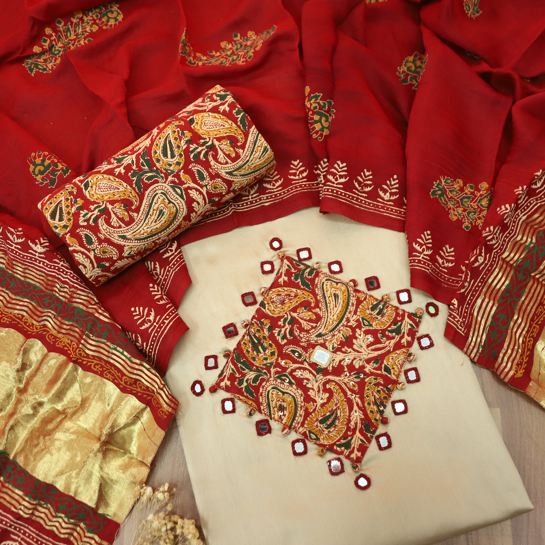 Saheli Beige Red Mirror Work Applique Kalamkari Jam Cotton Set