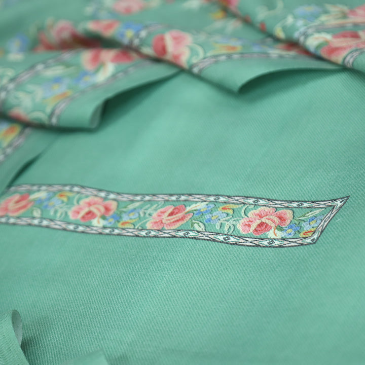 निर्मित Fern Green Defined By Floral Printed Work Semi Pashmina Winter Set