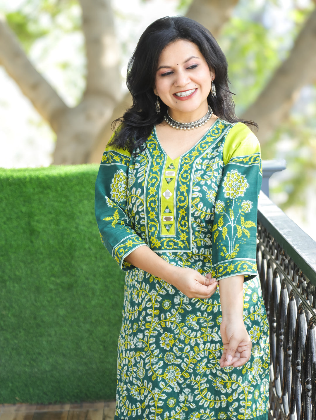 Palki Pine Green V Neck Mirror Work Kalamkari Floral Printed Cotton Kurti