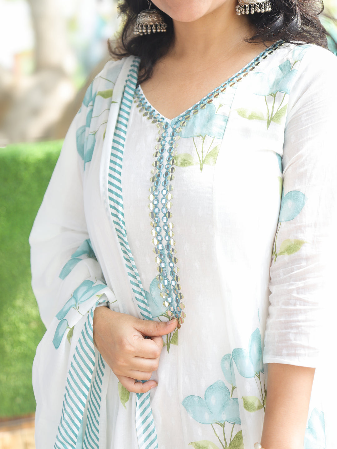 Bella White with Sky Blue Mul Cotton 3 Piece Set