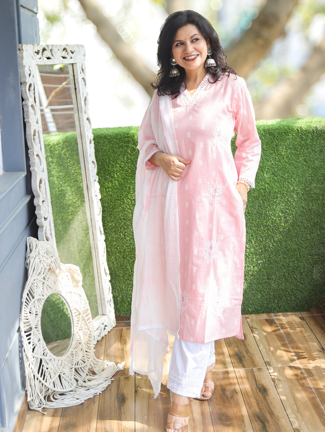 Shelly Bubblegum Pink Weaved Cotton 3 Piece Set