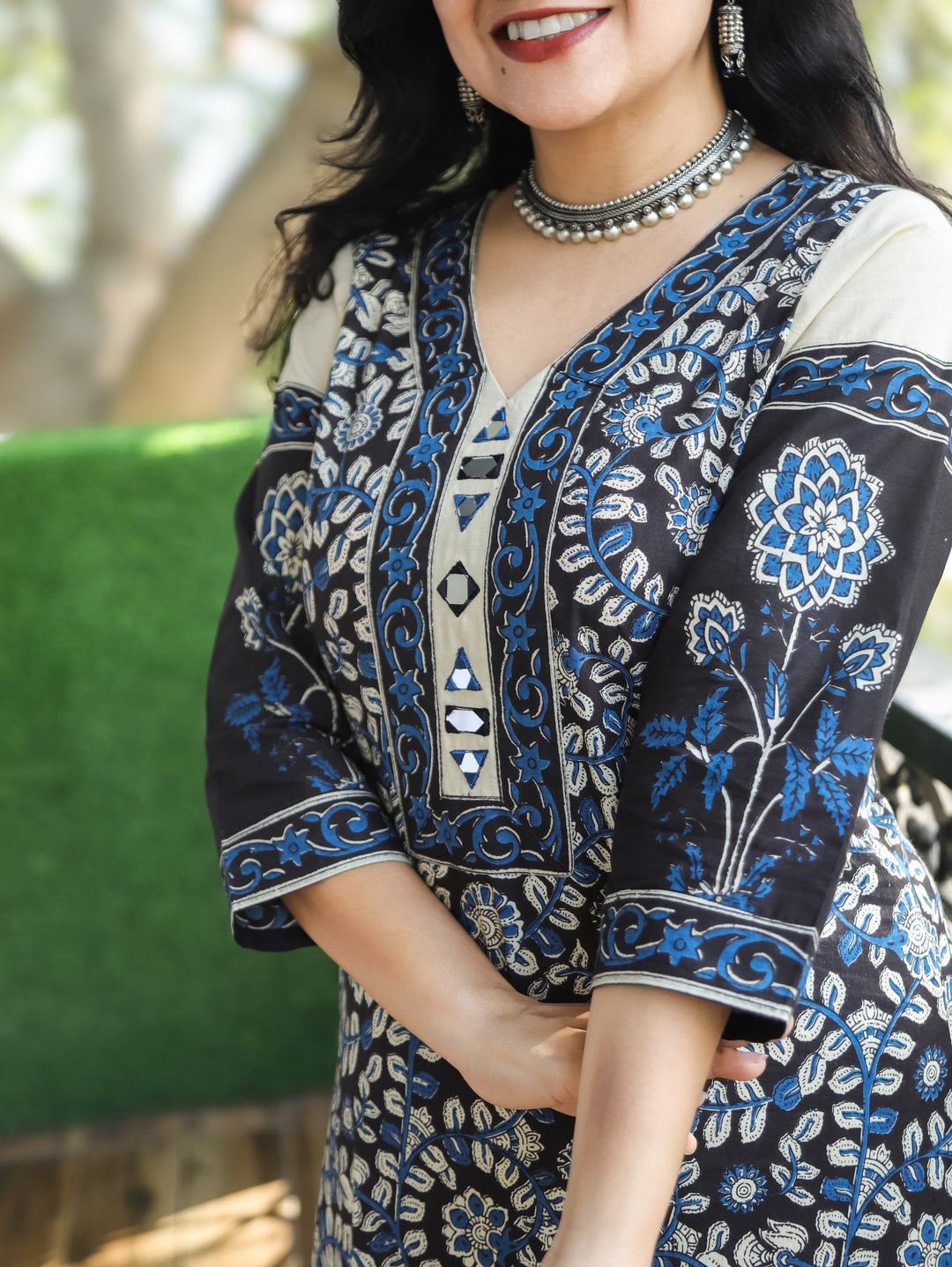 Palki Midnight Black V Neck Mirror Work Kalamkari Floral Printed Cotton Kurti
