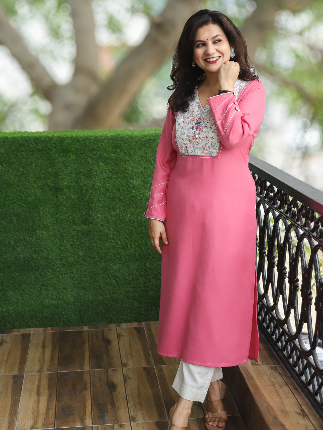 Rashi Pastel Pink with Mirror Work on Floral Print Patch Semi Pashmina Winter Kurti