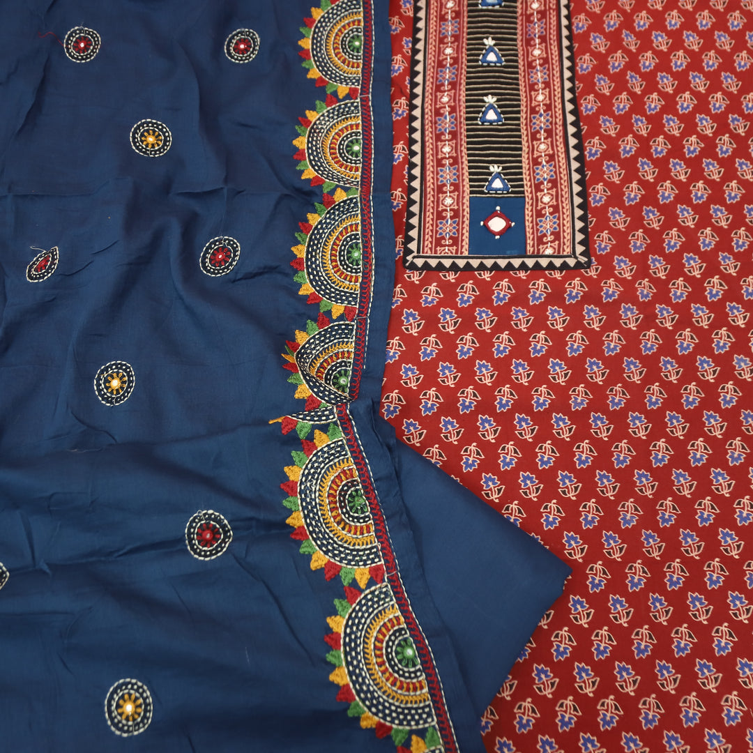 Vaniya Cherry Red Kutch Mirror Yoke Ajrak Print Cotton Set