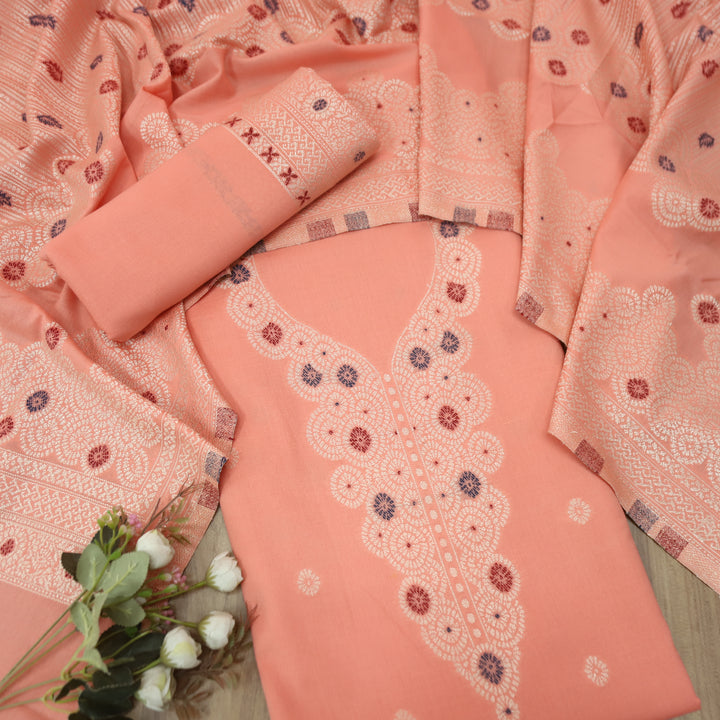 सांभवी Soft Peach Defined By Thread and Zari Weaved Neck Semi Pashmina Winter Set