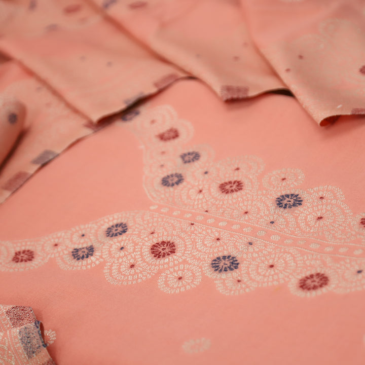 सांभवी Soft Peach Defined By Thread and Zari Weaved Neck Semi Pashmina Winter Set