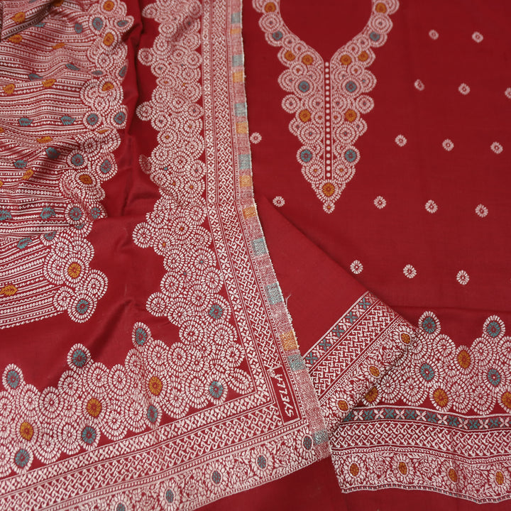 सांभवी Bride Red Defined By Thread and Zari Weaved Neck Semi Pashmina Winter Set