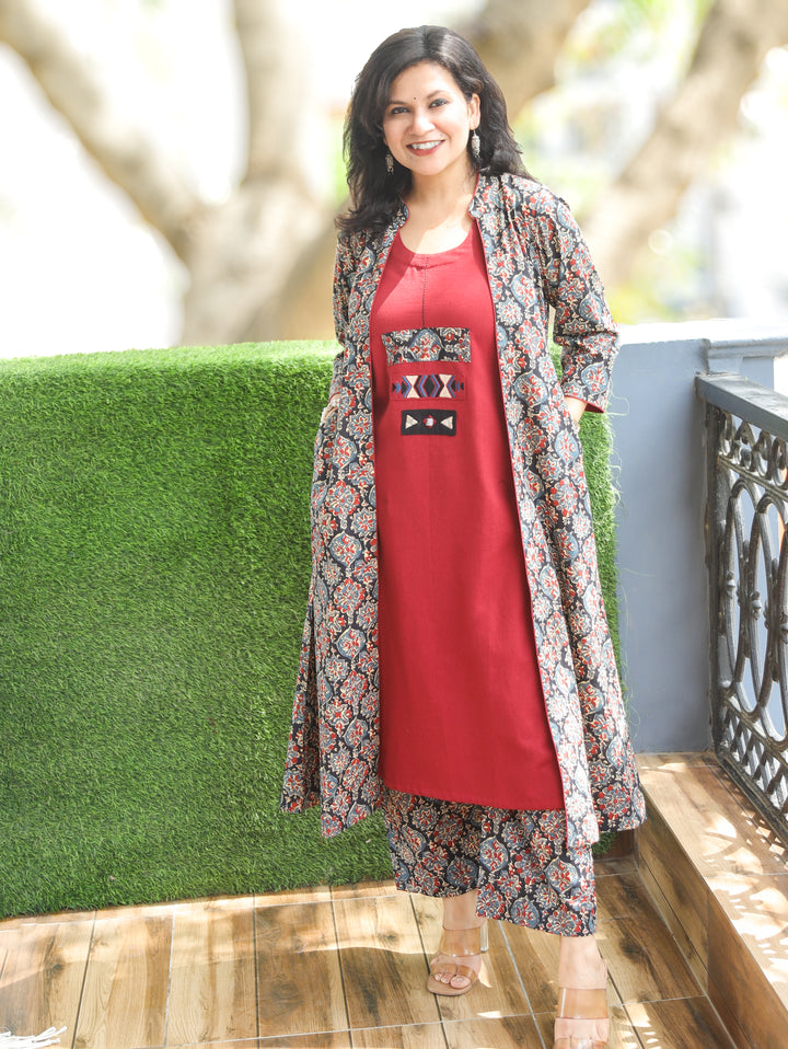 Deewani Off White Cotton 2 Piece Set with Cape