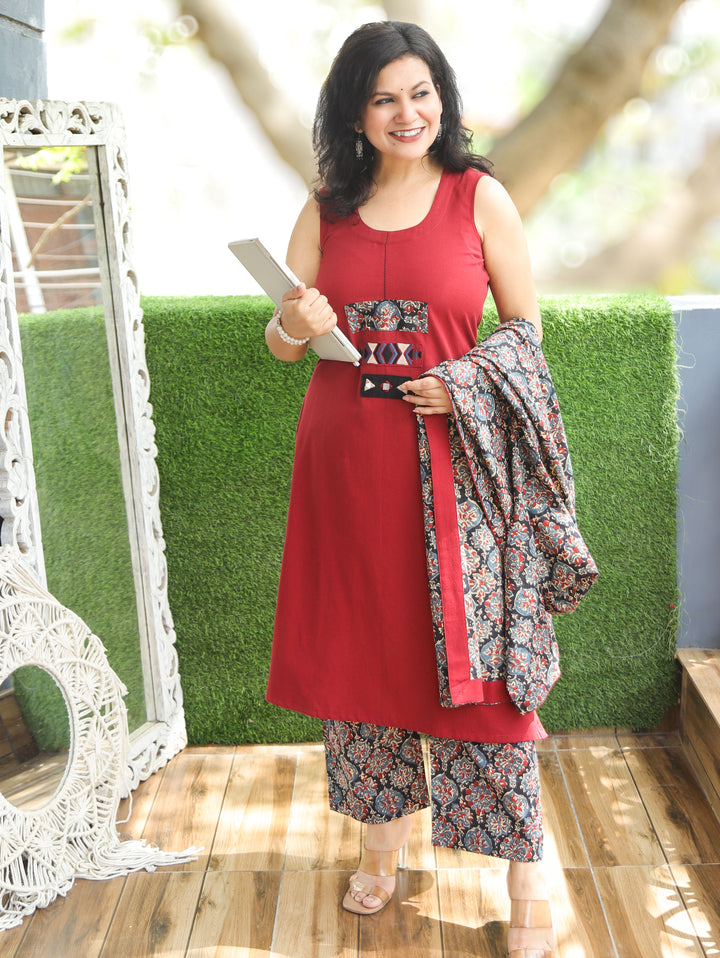Deewani Off White Cotton 2 Piece Set with Cape