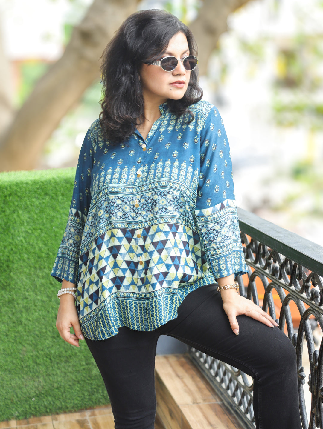 Raajvi Ocean Teal Digital Print Muslin Shirt