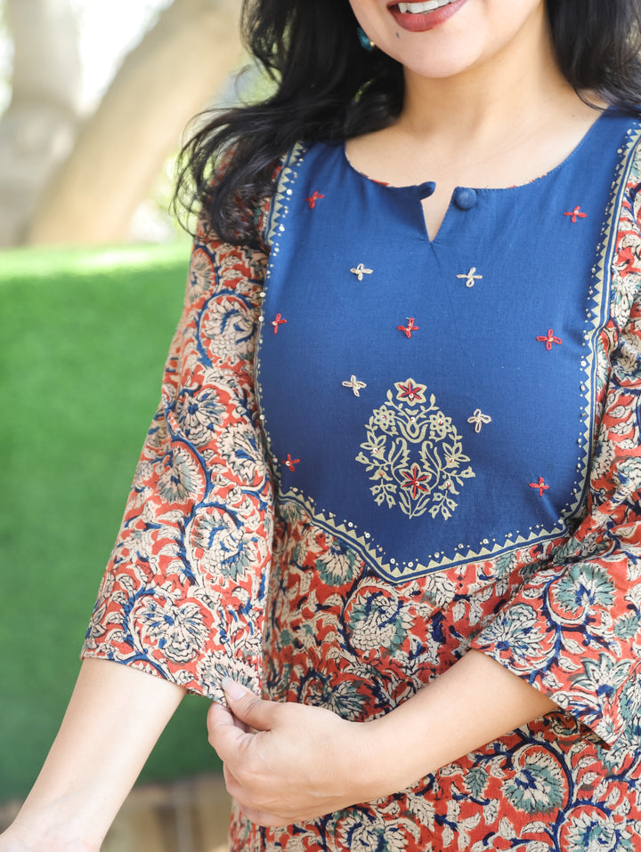 Sajni Blue Floral Yoke Thread Work with Red Kalamkari Printed Cotton 2 PIece Set