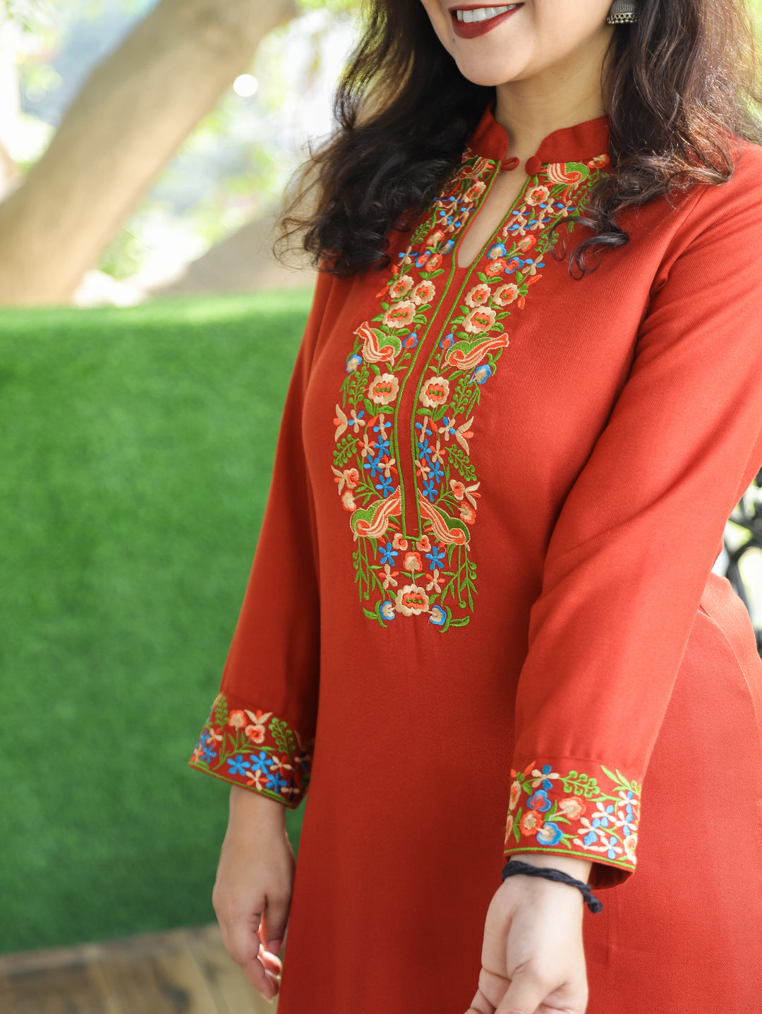 छाया Dusty Rust Thread Embroidered Neck Semi Pashmina Winter Kurti