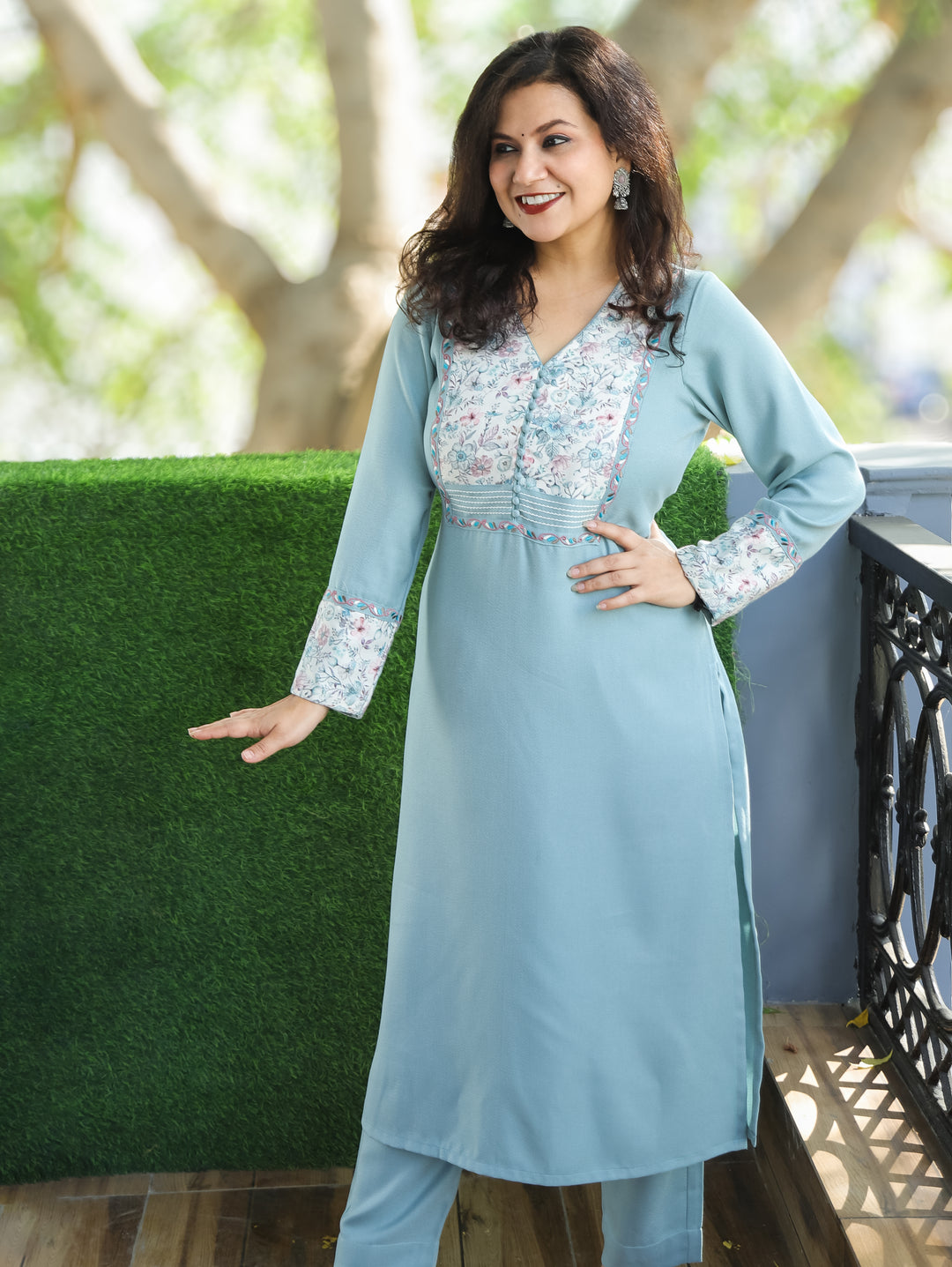 Tarang Powder Blue Potli Button Work in Kanni Yoke Semi Pashmina Winter Kurti