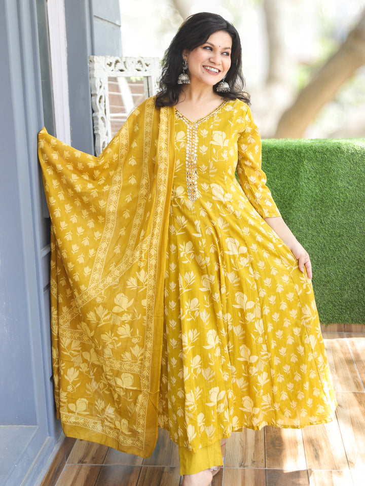 Bella Mustard Yellow Patra Mul Cotton 3 Piece Set