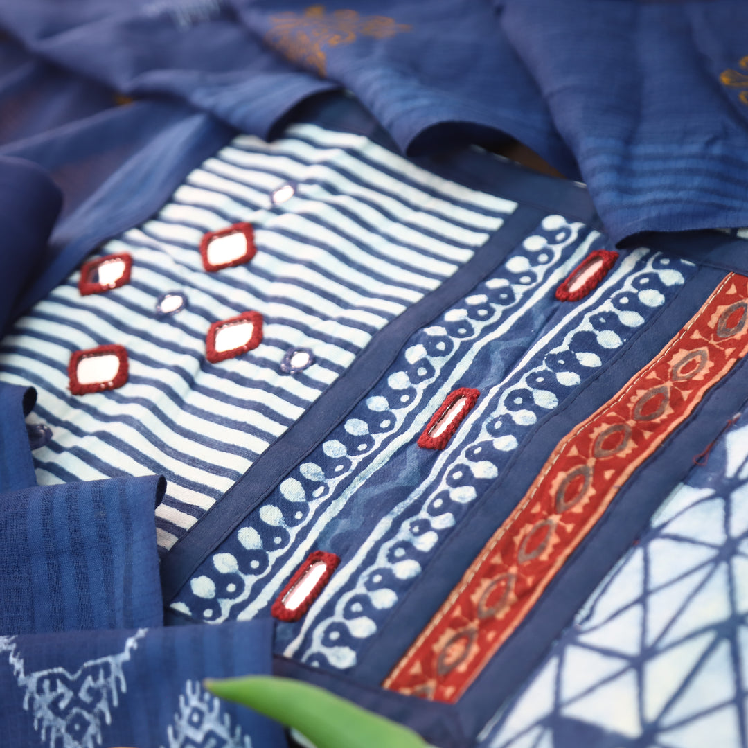 Ishani Stone Blue Kutch Mirror Dabu Printed Cotton Set D4