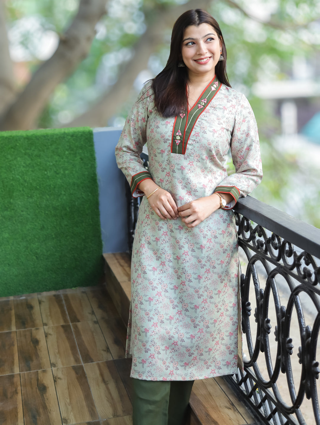 Pranjali Fern Green V Mirror Work Kanni Print Semi Pashmina Winter Kurti