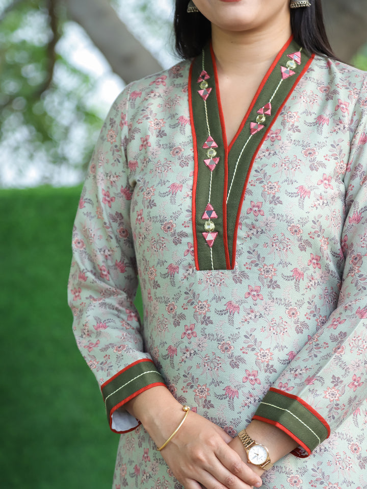 Pranjali Fern Green V Mirror Work Kanni Print Semi Pashmina Winter Kurti