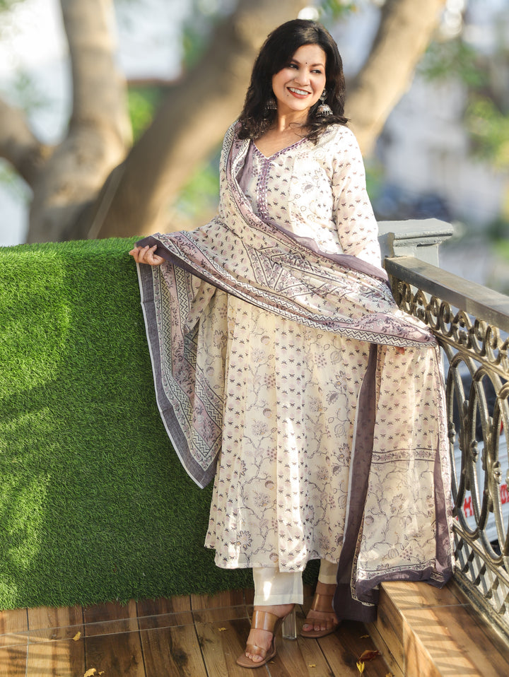 Bella White Purple Patra Mul Cotton 3 Piece Set