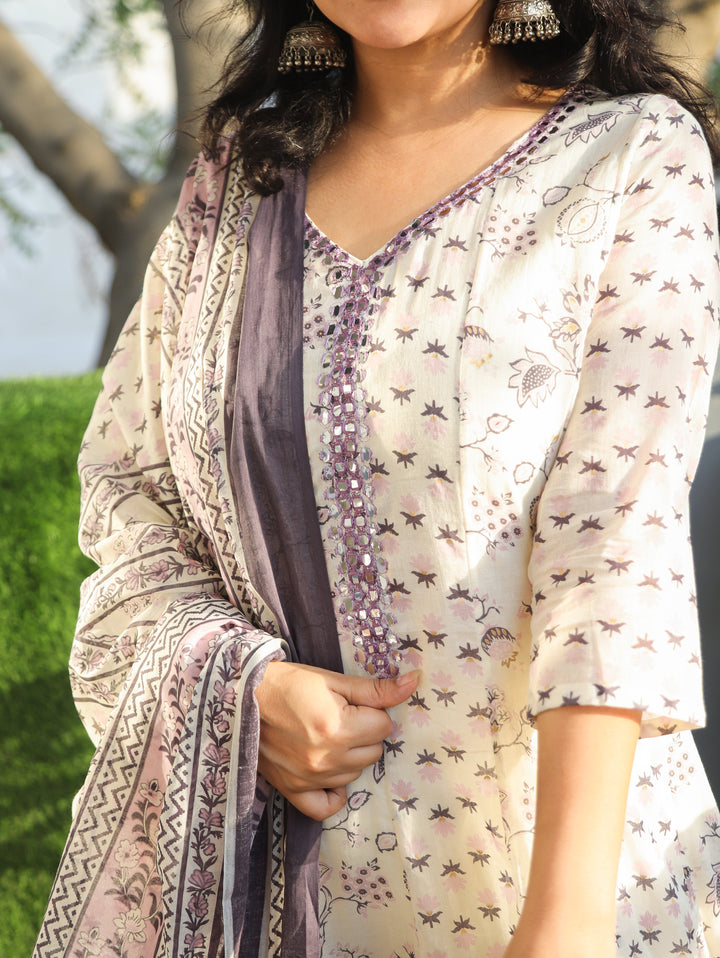 Bella White Purple Patra Mul Cotton 3 Piece Set
