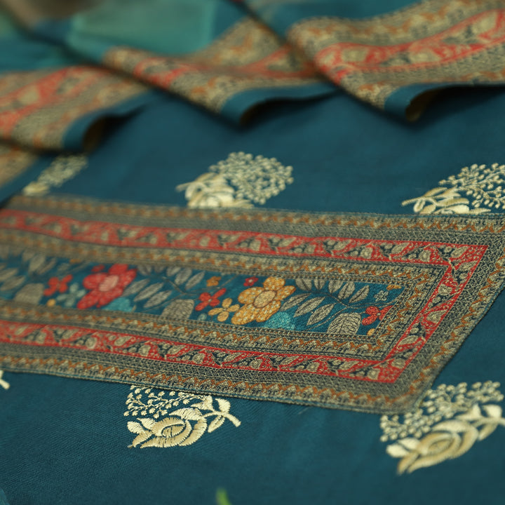 द्रौपदी Prussian Teal Floral Print in Floral Embroidery Work Semi Pashmina Winter Set