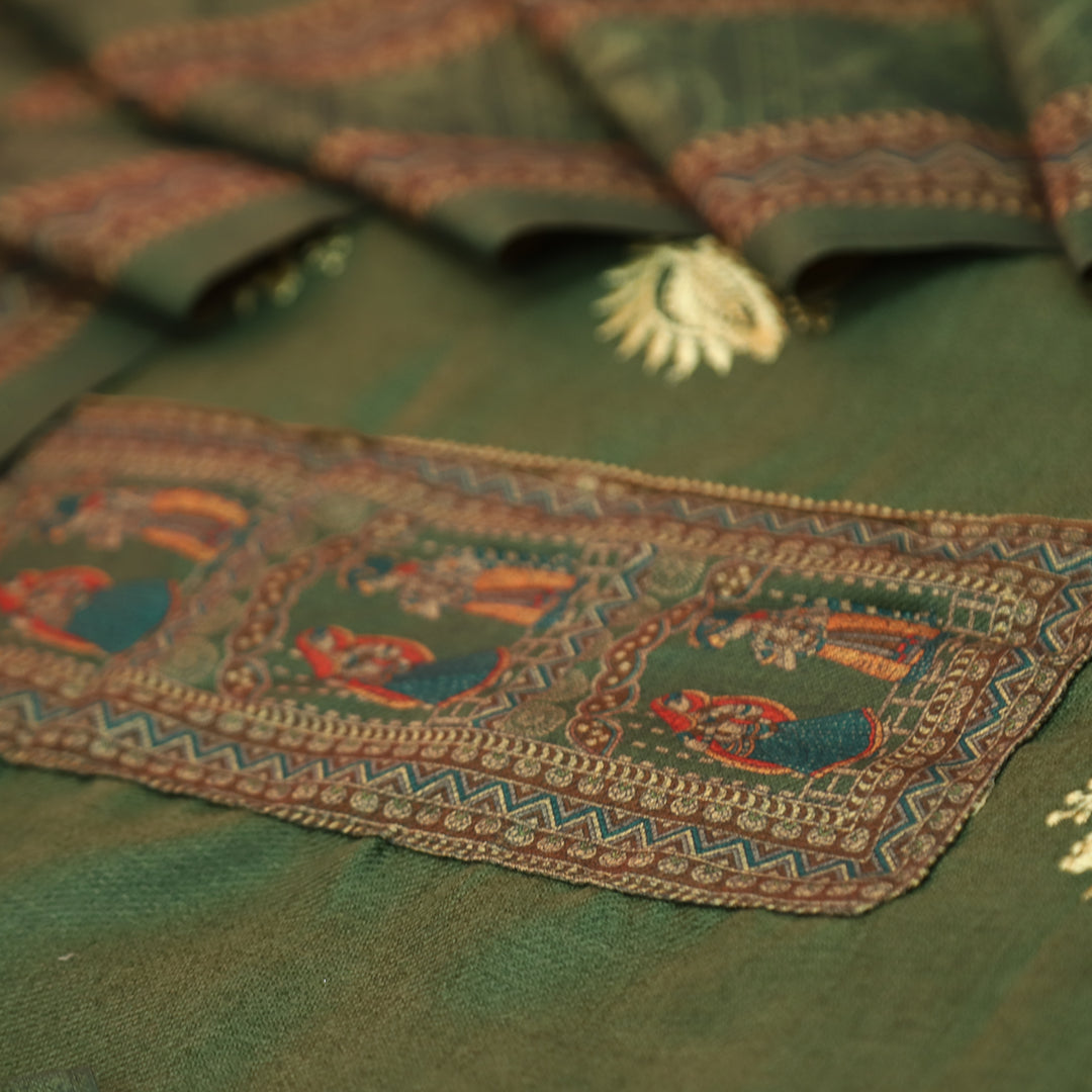 बंसी Olive Green Print Patch in Floral  Embroidery Work Semi Pashmina Winter Set