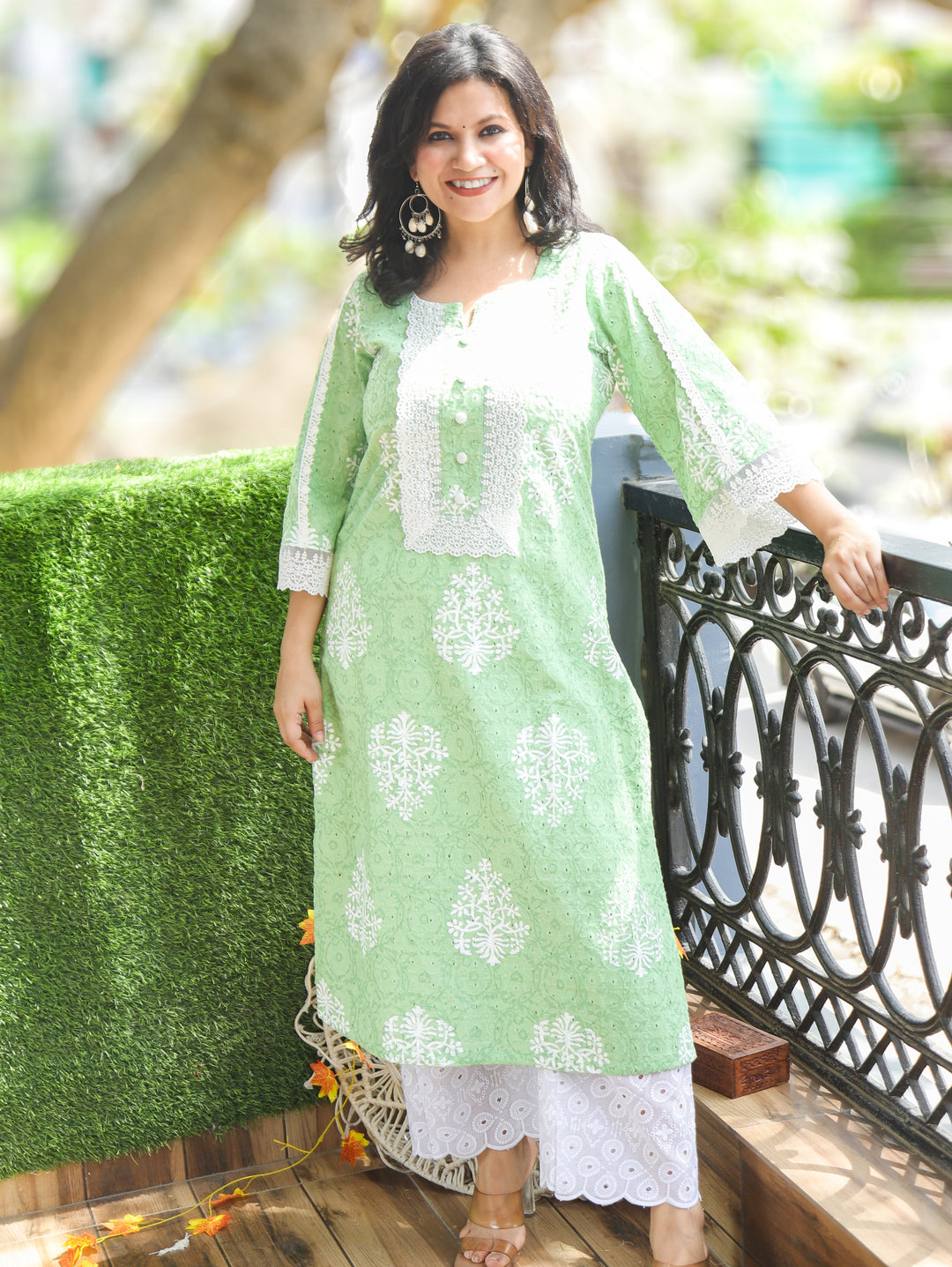 Paro Green Lace Work Cotton Schiffli 2 Piece Set