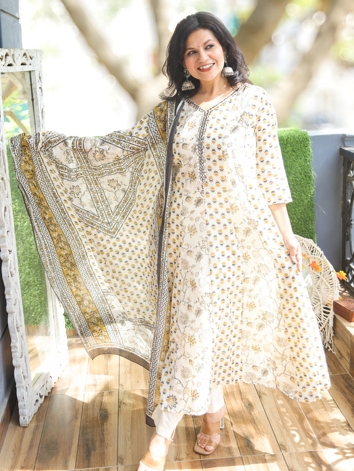 Bella Mehndi Green Patra Mul Cotton 3 Piece Set