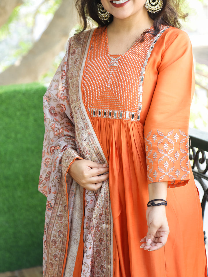 Masakkali Orange in Thread with Mirror in Front Gathered Roman Silk 3 Piece Set