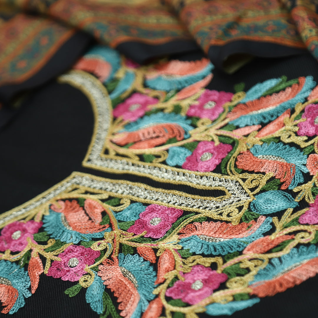 प्रतीक्षा Oil Black  Colorful Kashida Embroidery Work Semi Pashmina Winter Set