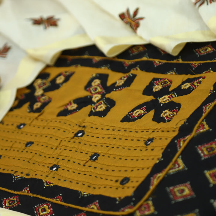 Suroor Dark Black Applique Patch with Mirror Work Yoke on Printed Cotton Set