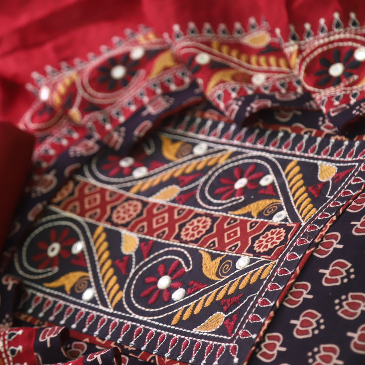 Pardesiya Sable Black Kutch Patch Neck Work Printed Cotton Suit Set