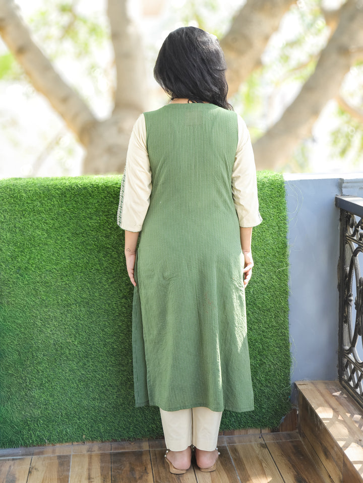 Saundraya Forest Green Mirror with Potli Button Work Yoke Running Stitch Cotton Kurti