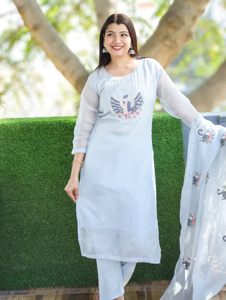 Kaveri Sky Bluish Grey Bird Style Kardana Neck Yoke Work Kota Doriya 3 Piece Set