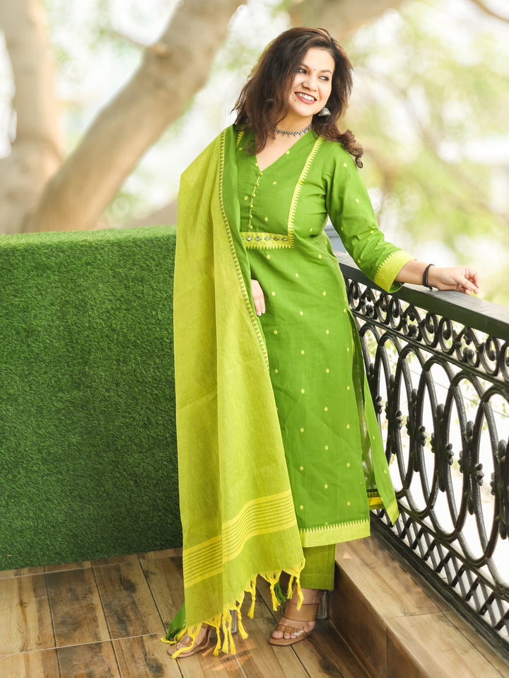 Yakisa Leaf Green Potli Button Mirror Yoke Thread Weaved South Cotton 3 Piece Set