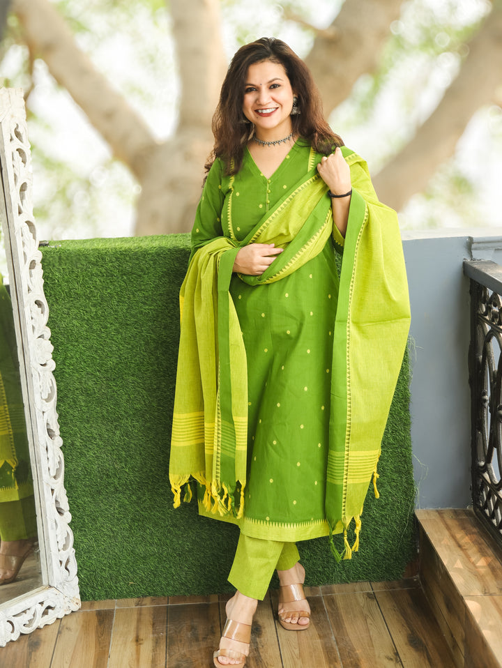 Yakisa Leaf Green Potli Button Mirror Yoke Thread Weaved South Cotton 3 Piece Set