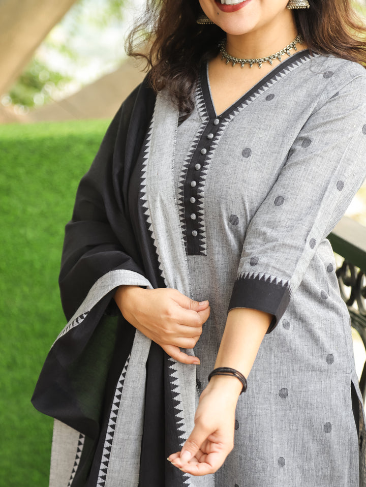 Haniya Sky Grey Temple Print with Polti Button Thread Weaved South Cotton 3 Piece Set