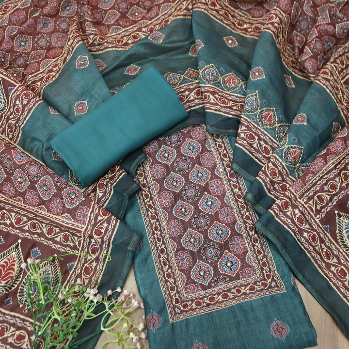 Sohni Cerulean Teal All Over Kantha Embroidery with Printed Work Chanderi Set