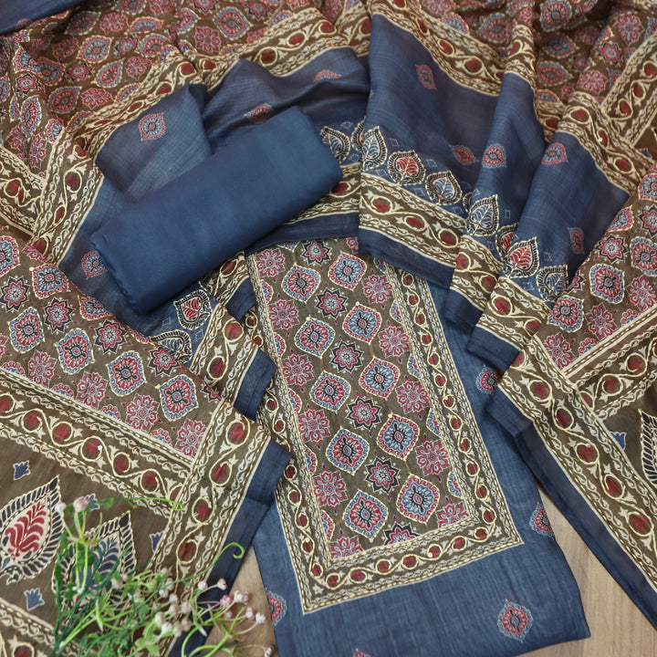 Sohni Sapphire Blue All Over Kantha Embroidery with Printed Work Chanderi Set