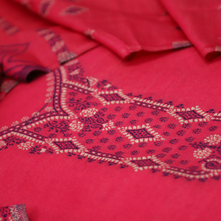 तन्वी Bright Pink  Woven Thread Weaved Neckline Semi Pashmina Winter Set