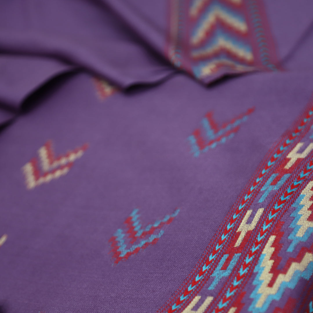 संजीवनी Lilac Mauve Defined by Thread Weaved Hem Semi Pashmina Winter Set