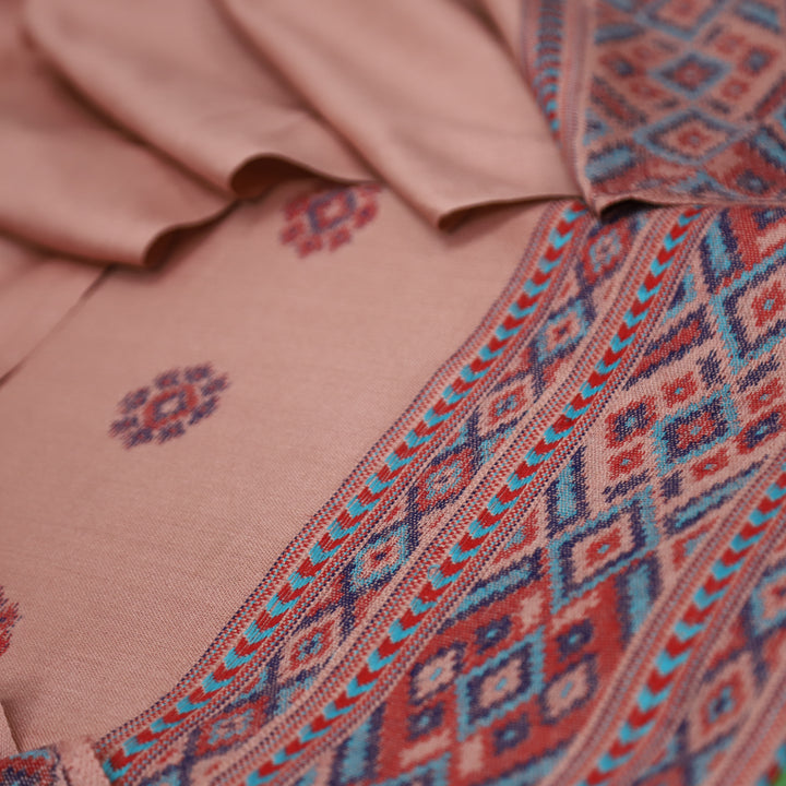 संजीवनी Light Peach Defined by Thread Weaved Hem Semi Pashmina Winter Set