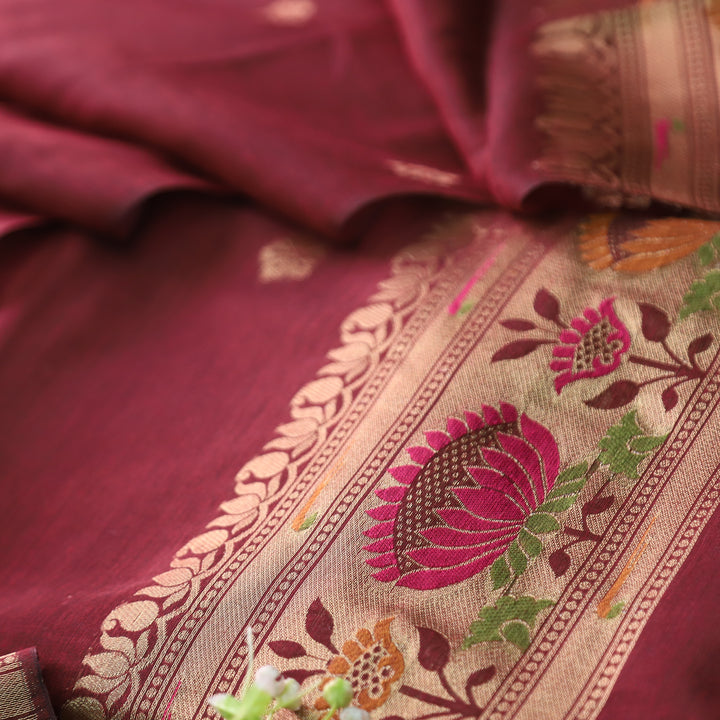 Kashish Berry Red Jamdani Jacquard Weaved Paithani Inspired Chanderi Set