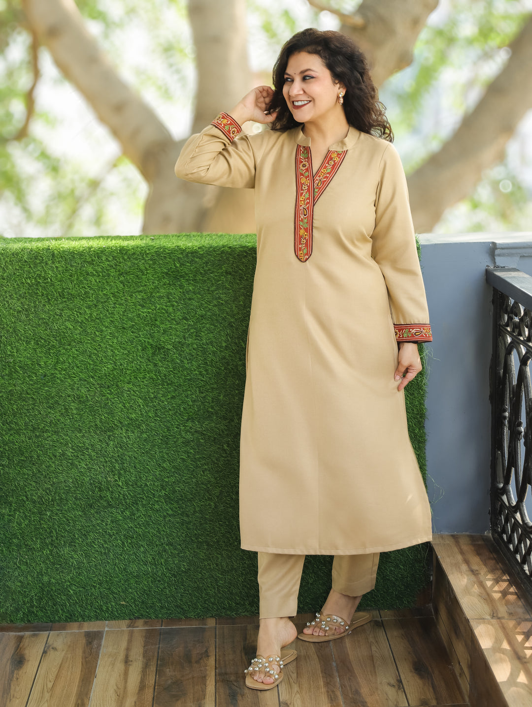 Sharvari Sand Beige Ban Collar Floral Embroidered Patch Semi Pashmina Winter Kurti