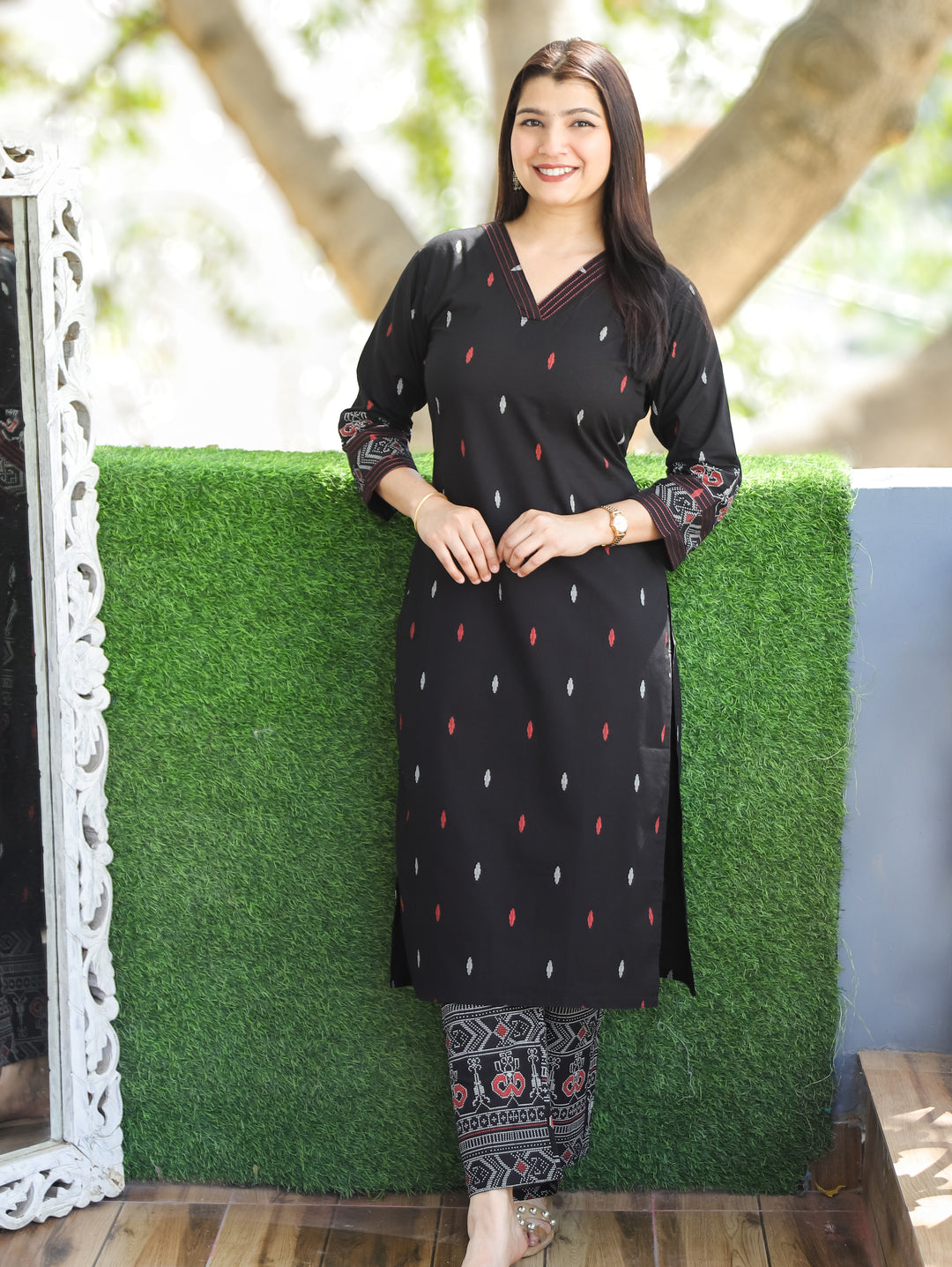 Mishthi Ebony Black V NeckThread Work Pigment Printed Work Cotton 2 Piece Set