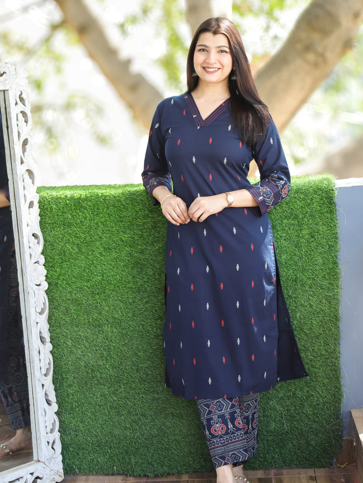 Mishthi Navy Blue V NeckThread Work Pigment Printed Work Cotton 2 Piece Set