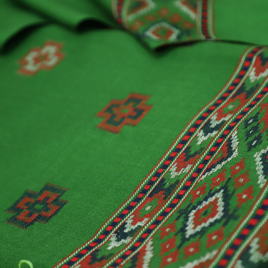 संजीवनी Dark Green Defined by Thread Weaved Hem Semi Pashmina Winter Set