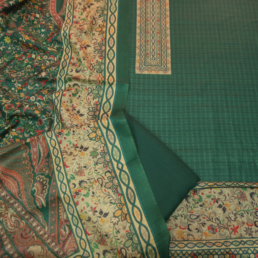 आरती Emerlad Green Digital Kanni Printed Hem Semi Pashmina Winter Set