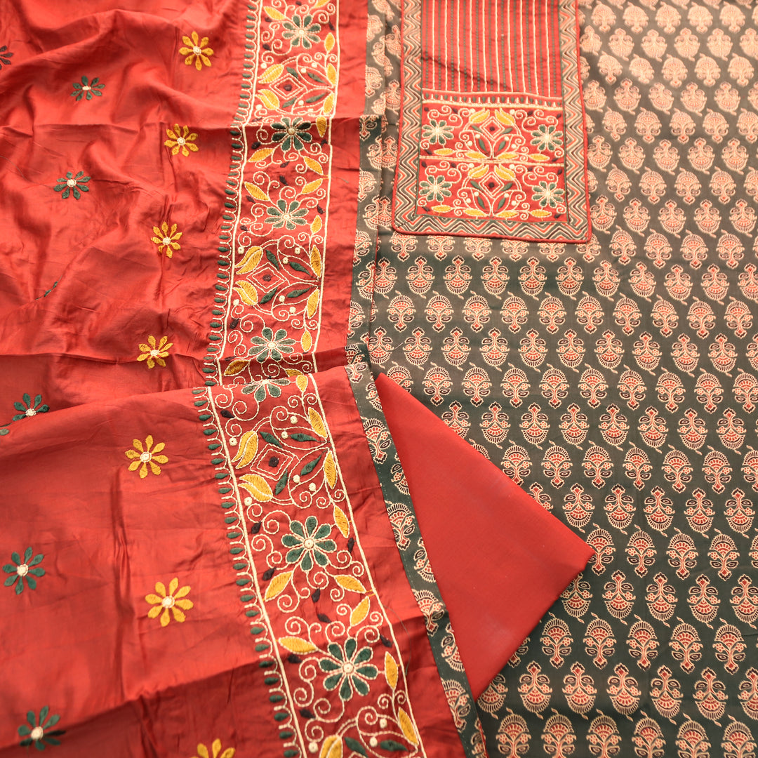 Maurya Forest Green Kutch Fusion Embroidered Neck Yoke with Ajrak Print Cotton Set
