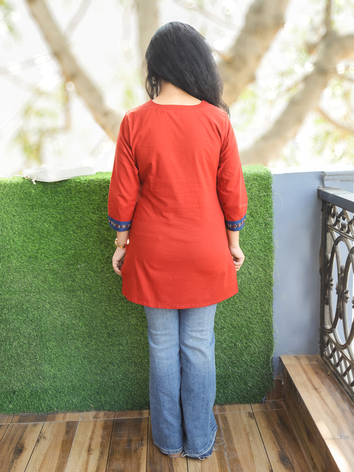 Shally Burnt Rust V Neck Hand Work WIth Lace Patch Short Cotton Kurti